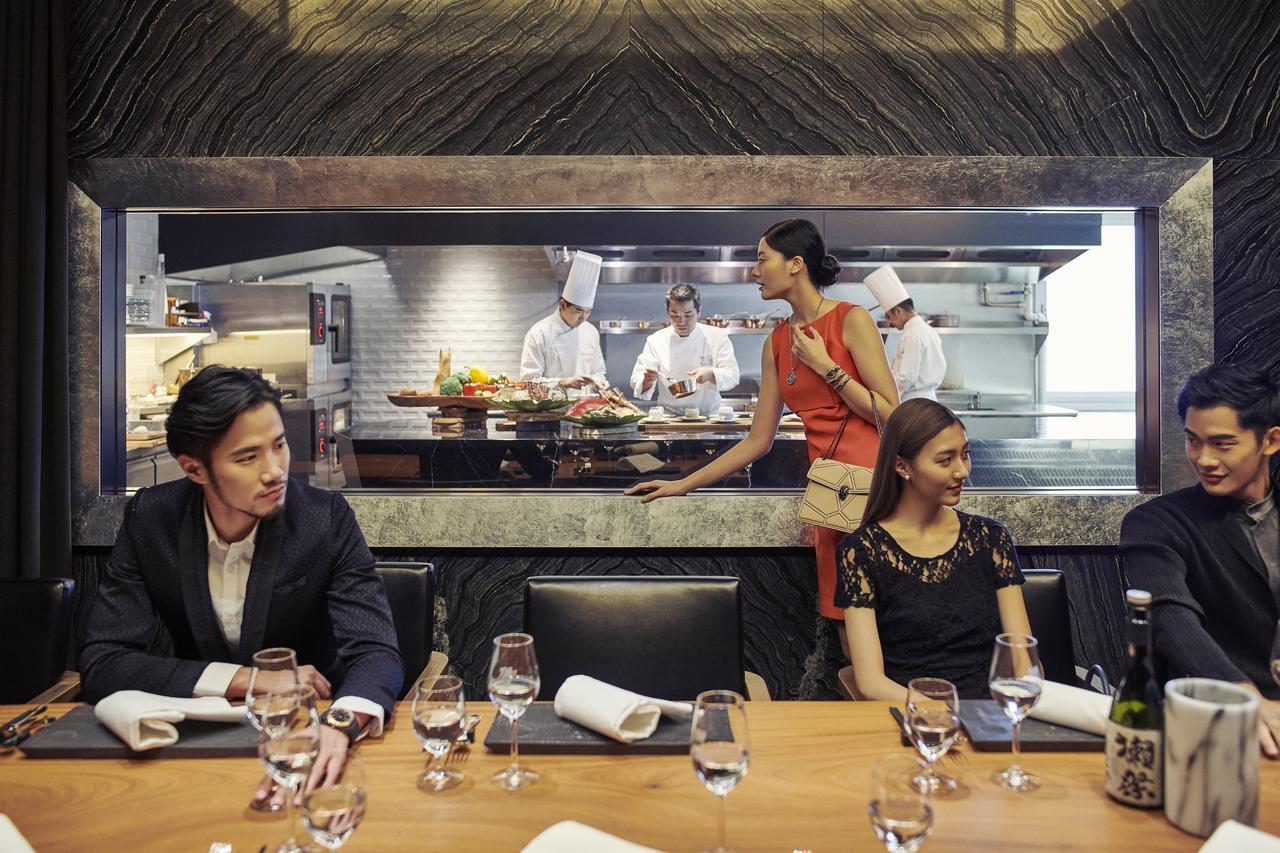 Silks Club Hotell Kaohsiung Eksteriør bilde A restaurant in Kuala Lumpur, Malaysia