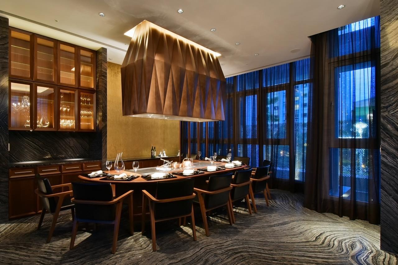 Silks Club Hotell Kaohsiung Eksteriør bilde The interior of the restaurant